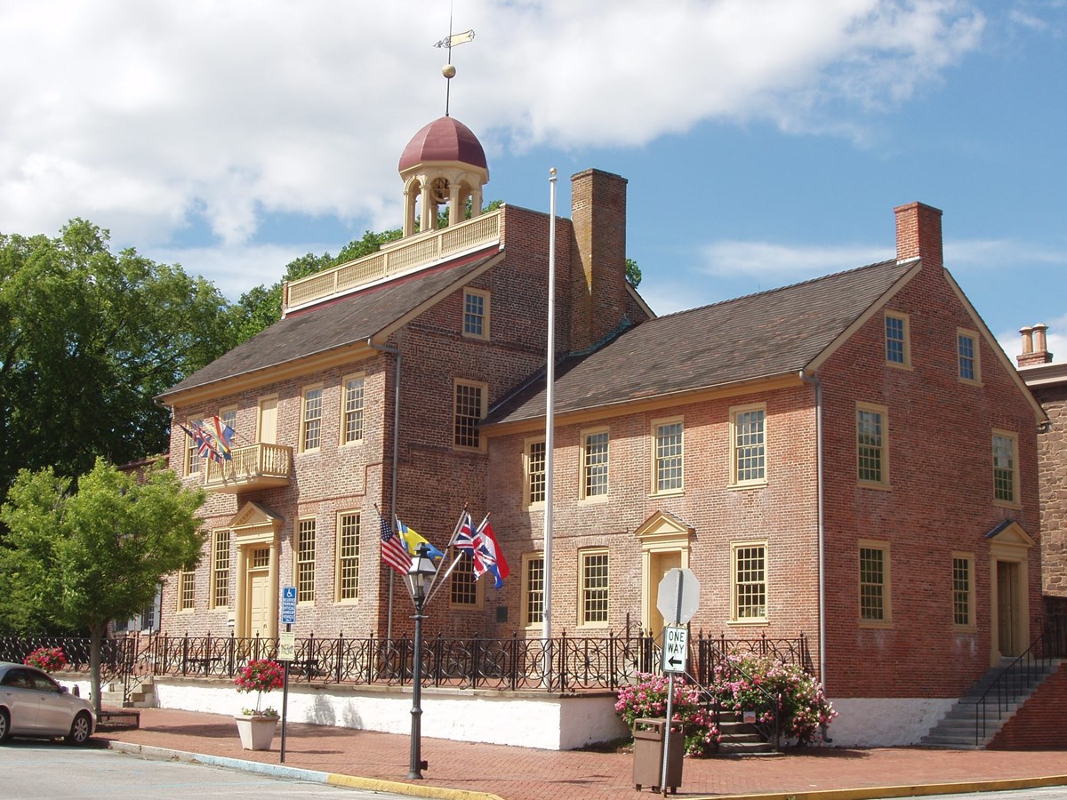 new castle historical society tours