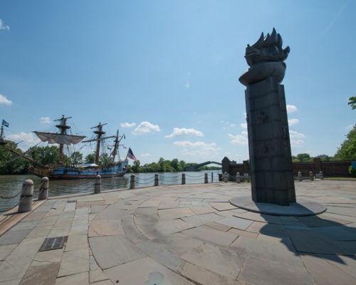 Fort Christina Monument_Water